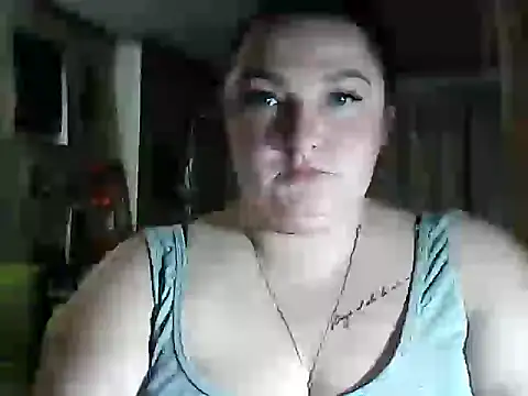 Snapshot of AngelQSky chatting on 21, 11, 2025 AngelQSky online show from 21, 11, 2025