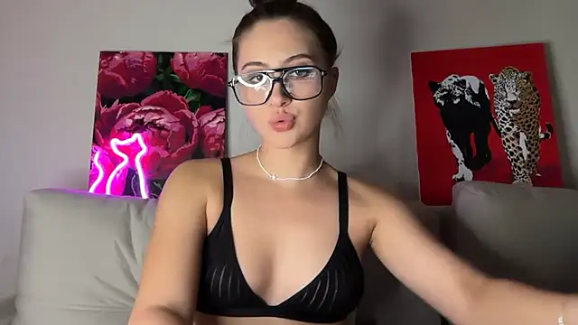 Snapshot of StellarAlice chatting on 27, 6, 2026 StellarAlice online show from 27, 6, 2026