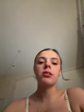 Snapshot of cutietootie02 chatting on 10, 2, 2026 cutietootie02 online show from 10, 2, 2026