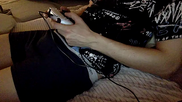 Breezydicksn online show from 16, 10, 2025