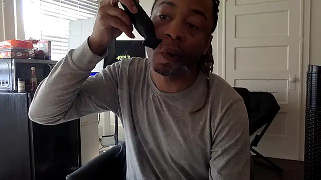 Snapshot of Diodre_Benyoon chatting on 5, 3, 2026 Diodre Benyoon online show from 5, 3, 2026