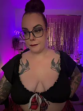 Miss Lucifer6 online show from 18, 7, 2026