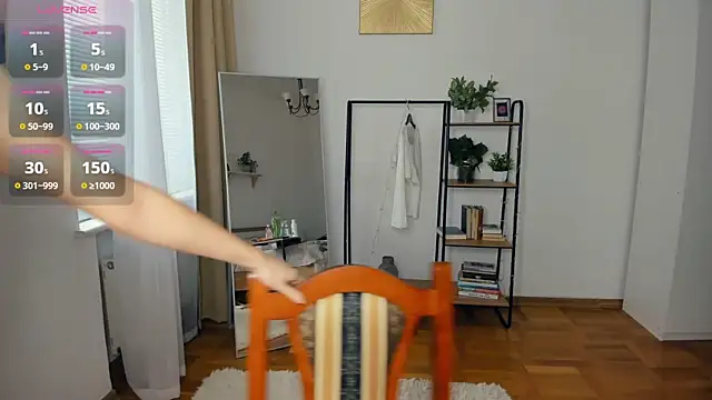 Snapshot of FaaBinaa chatting on 12, 10, 2025 FaaBinaa online show from 12, 10, 2025