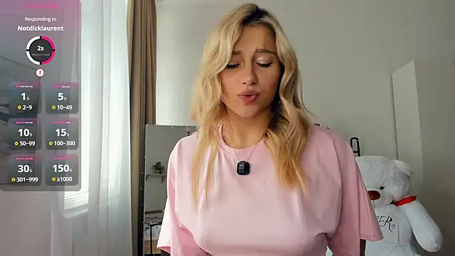 Snapshot of FaaBinaa chatting on 4, 8, 2026 FaaBinaa online show from 4, 8, 2026