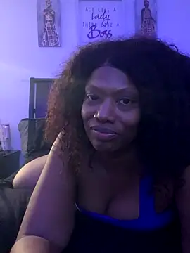 Snapshot of NylaNights chatting on 15, 9, 2025 NylaNights online show from 15, 9, 2025