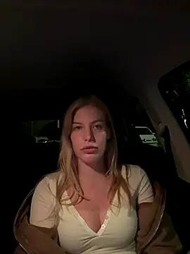 Chloemillerrxx online show from 29, 9, 2025