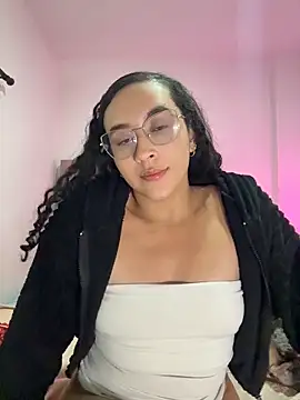 alehia cute online show from 25, 7, 2026
