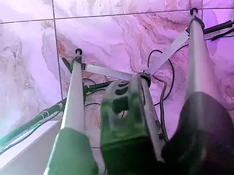 luciana valentina online show from 19, 9, 2025