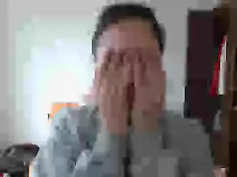 Snapshot of madissooon__ chatting on 28, 10, 2025 madissooon   online show from 28, 10, 2025