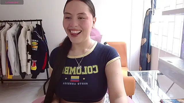 Snapshot of madissooon__ chatting on 2, 6, 2026 madissooon online show from 2, 6, 2026