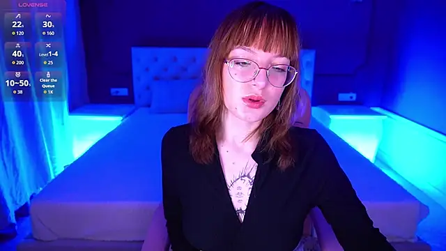 Pixie Peachh online show from 28, 11, 2025