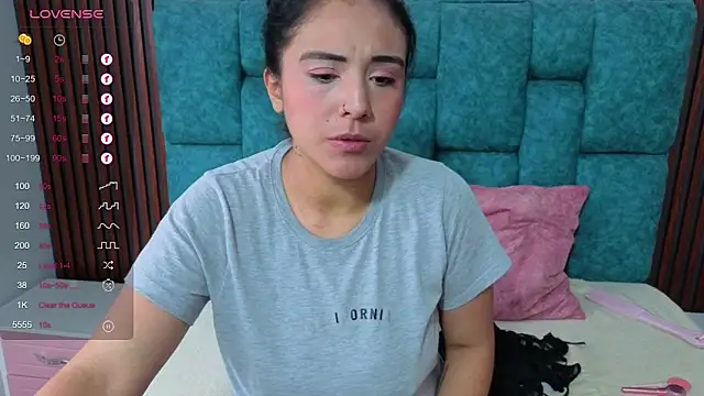 EmilyGala online show from 11, 10, 2025