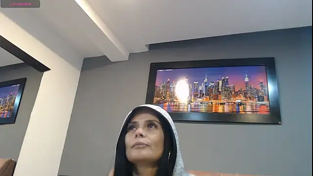 CharlotteCottin online show from 2, 7, 2026