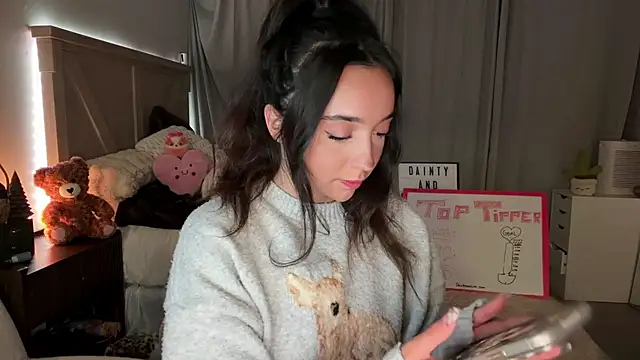 emmyfawn online show from 4, 5, 2026