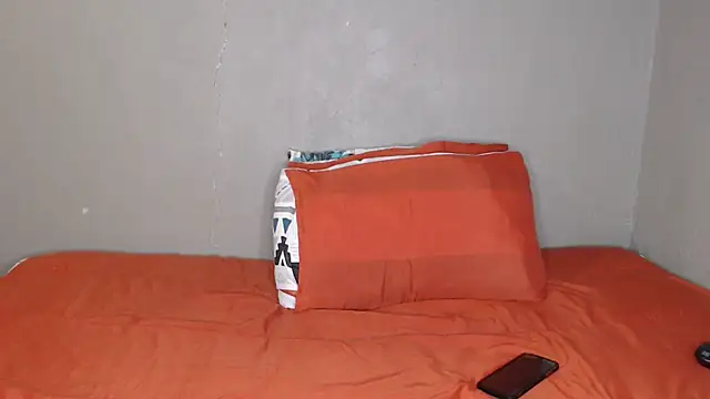 Lunalee online show from 22, 2, 2026