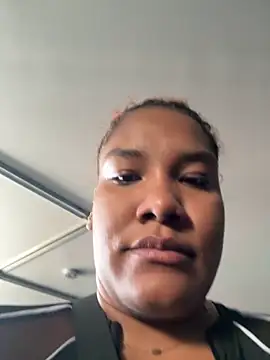 Snapshot of anailynn chatting on 15, 9, 2025 anailynn online show from 15, 9, 2025