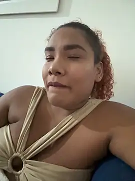 Snapshot of anailynn chatting on 25, 9, 2025 anailynn online show from 25, 9, 2025