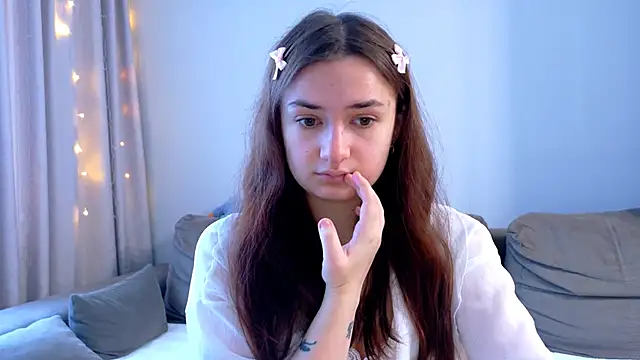 Lelia Vibe online show from 17, 11, 2025