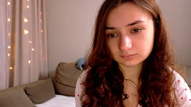 Lelia Vibe online show from 1, 12, 2025