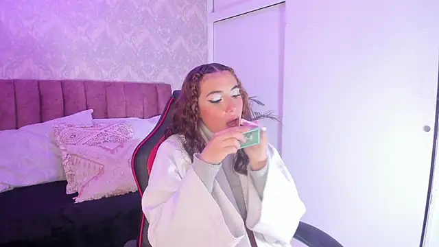 Anseru  online show from 30, 9, 2025