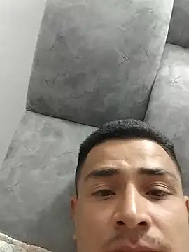 Snapshot of hoteder chatting on 1, 8, 2026 hoteder online show from 1, 8, 2026