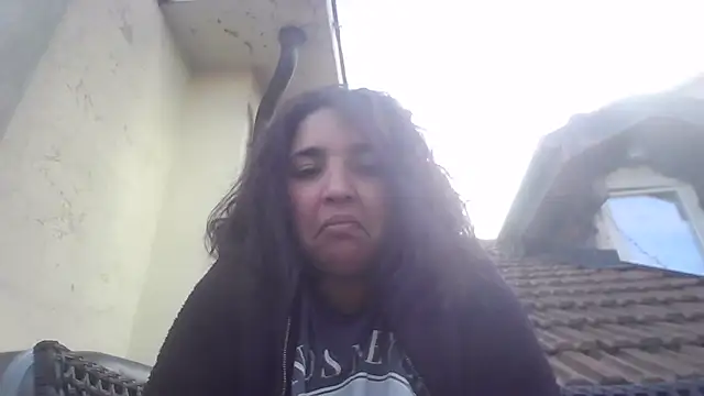 Snapshot of LadySophia03 chatting on 21, 10, 2025 LadySophia03 online show from 21, 10, 2025