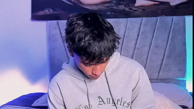 ZYZZ1312 online show from 24, 11, 2025