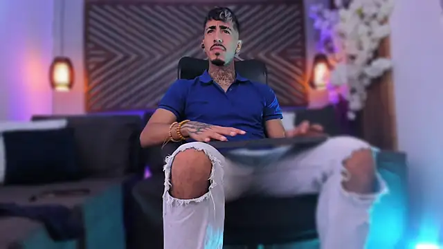 Donovan Desmond online show from 6, 2, 2026