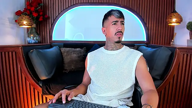 Donovan Desmond online show from 23, 3, 2026