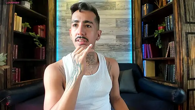 Donovan Desmond online show from 4, 5, 2026