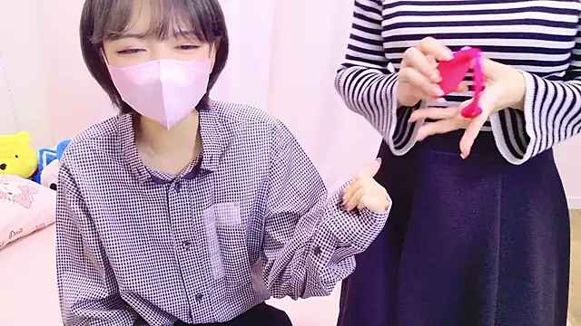 Azusa DoMybest online show from 25, 10, 2025