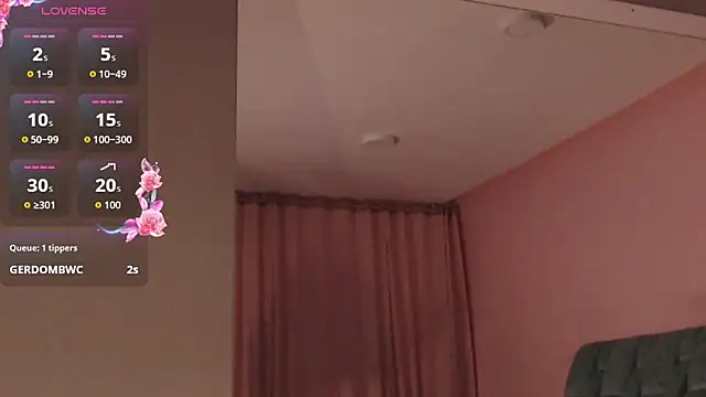 Camila Russoo online show from 14, 2, 2026