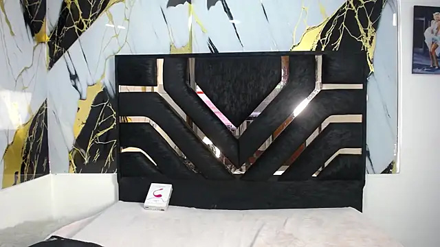 Miahotcs1 online show from 11, 2, 2026