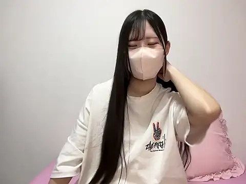 Snapshot of noa_uxu chatting on 14, 10, 2025 noa uxu online show from 14, 10, 2025