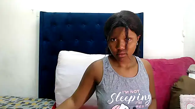 BUNNYCHOWX28 online show from 27, 11, 2025