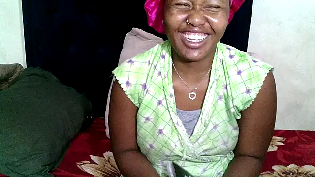 BUNNYCHOWX28 online show from 9, 1, 2026