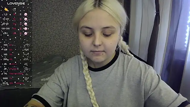 Snapshot of vendymories chatting on 28, 9, 2025 vendymories online show from 28, 9, 2025