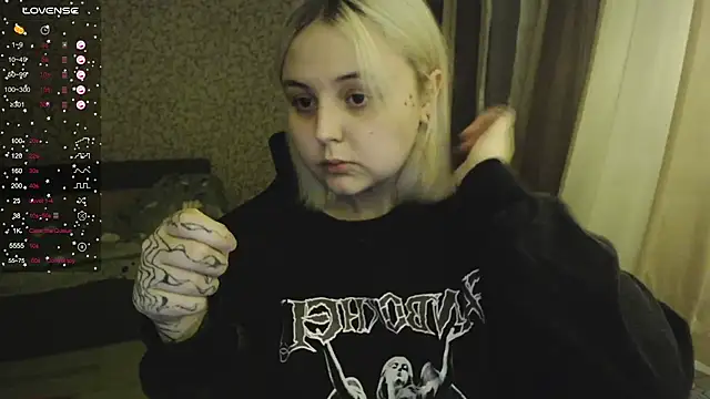 Snapshot of vendymories chatting on 10, 11, 2025 vendymories online show from 10, 11, 2025