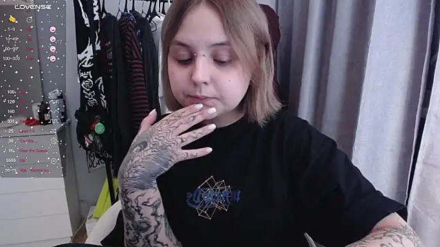 Snapshot of vendymories chatting on 12, 2, 2026 vendymories online show from 12, 2, 2026