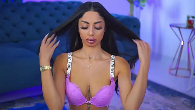 Snapshot of IsoldeVyx chatting on 13, 9, 2025 IsoldeVyx online show from 13, 9, 2025