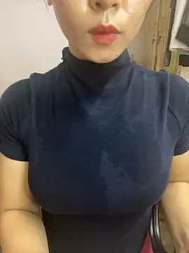 Snapshot of anna_sexy69 chatting on 8, 10, 2025 anna sexy69 online show from 8, 10, 2025