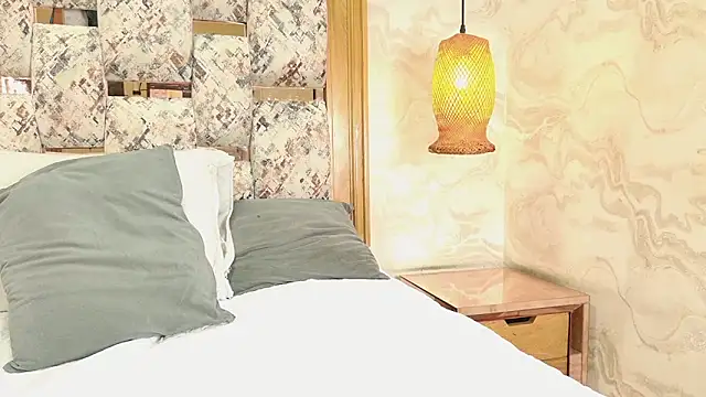 julyana mendez online show from 16, 10, 2025