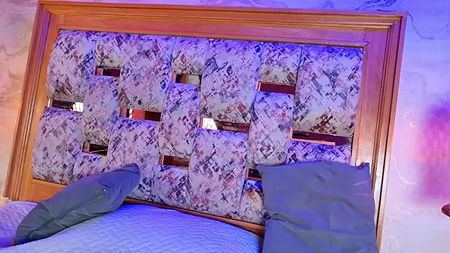 julyana mendez online show from 20, 10, 2025