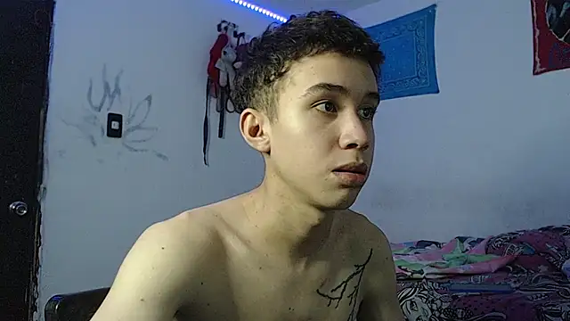 whiteboy69902 online show from 21, 10, 2025