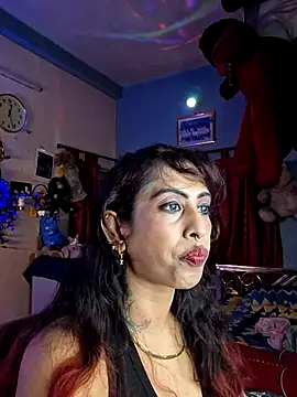 Love Beauty01 online show from 27, 6, 2026