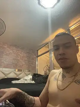 AlphaMasterXxx online show from 24, 6, 2026