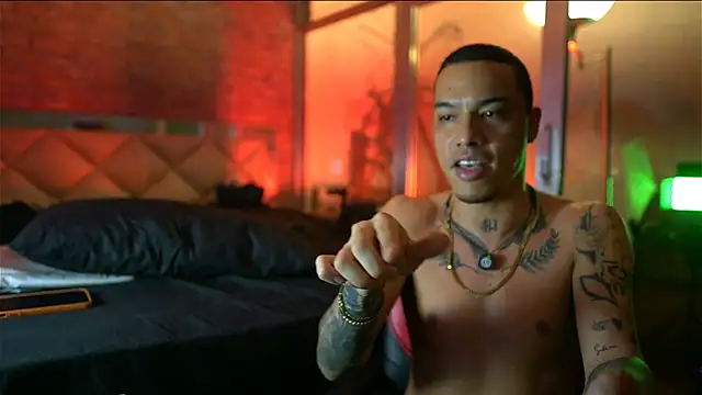 AlphaMasterXxx online show from 19, 7, 2026