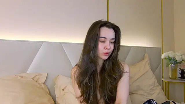 MiaMarlow online show from 7, 11, 2025