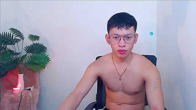 pinkcock froi2305 online show from 15, 9, 2025