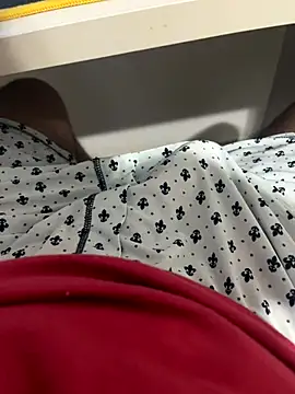 Novinho16cmz online show from 22, 9, 2025